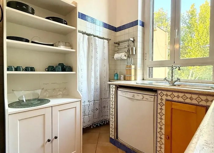 Domus Mantellate, Trastevere Apartment *